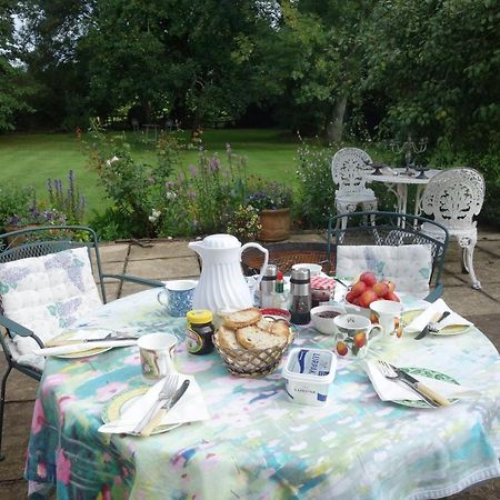 St Michaels House Bed & Breakfast Кредитън Екстериор снимка