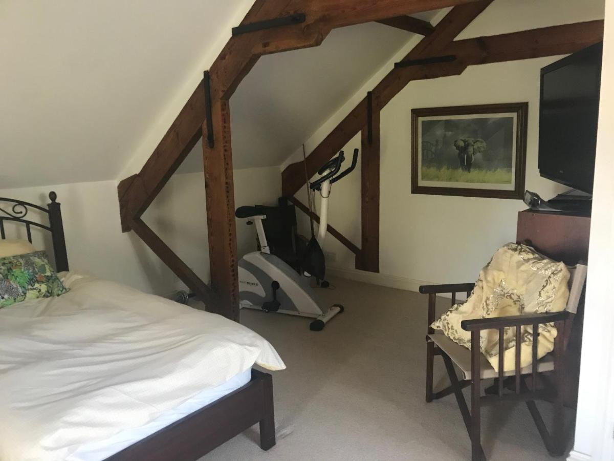 St Michaels House Bed & Breakfast Кредитън Екстериор снимка